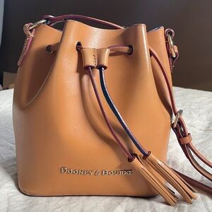 Dooney & Bourke Serena Bucket Tote